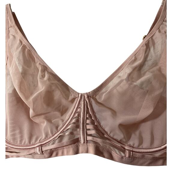 Victoria’s Secret Unlined Plunge Underwire Size 40 DDD (F) - Picture 3 of 5